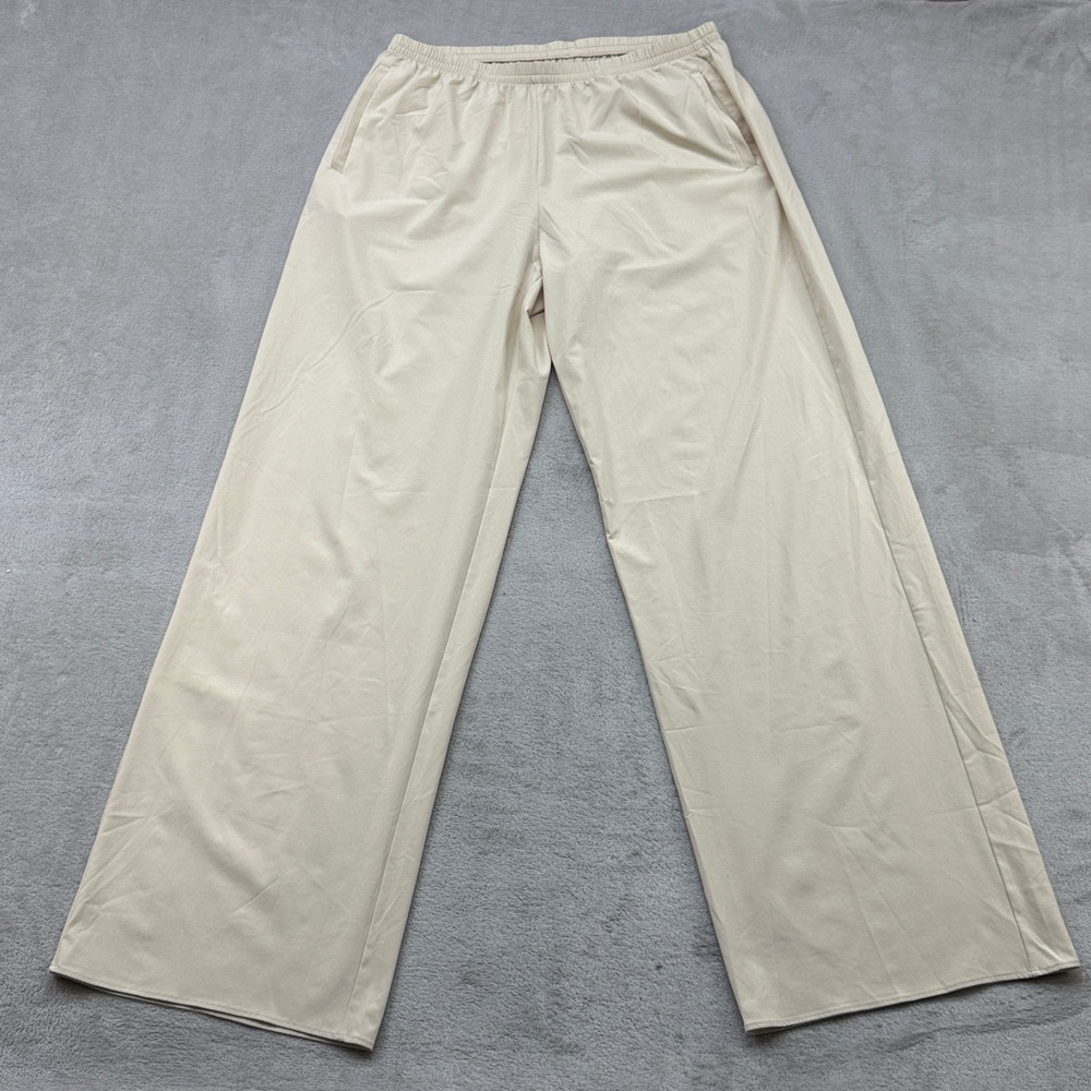 Vuori Villa Everyday Wide Leg Pants Women M Beige Quiet Luxury Athleisure Lounge